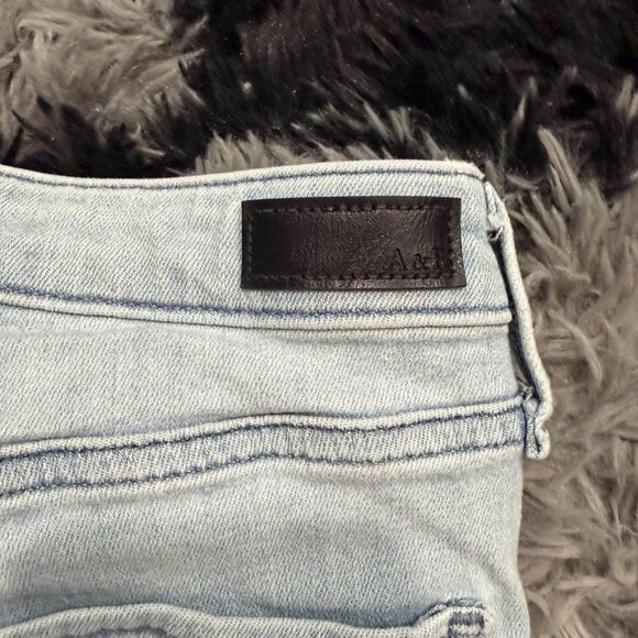 Abercrombie & Fitch jeans - Picture 6 of 6